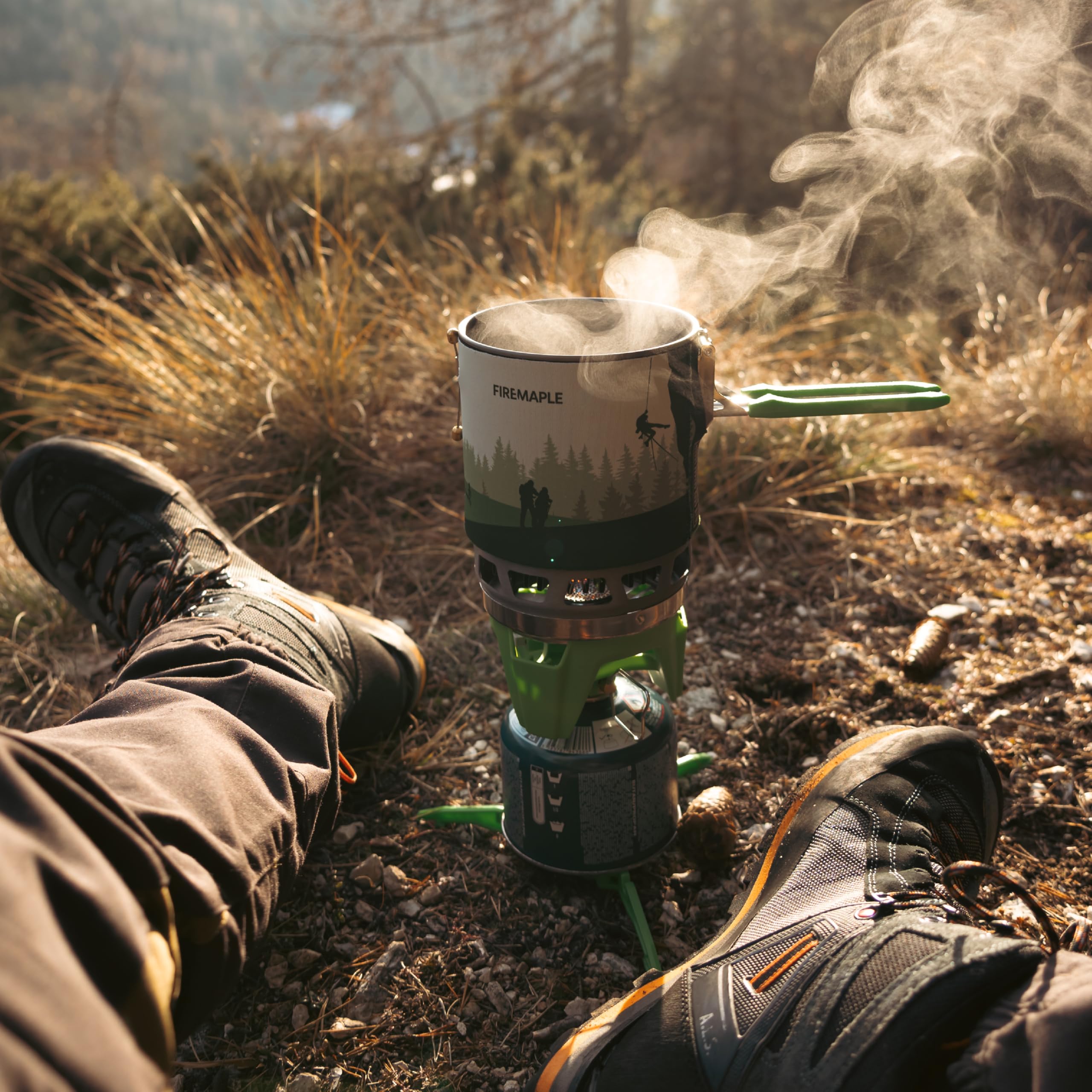 Fire-Maple Fixed Star 3 stove ignition demonstrating quick start for camping meals