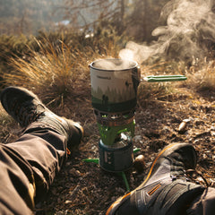 Fire-Maple Fixed Star 3 stove ignition demonstrating quick start for camping meals