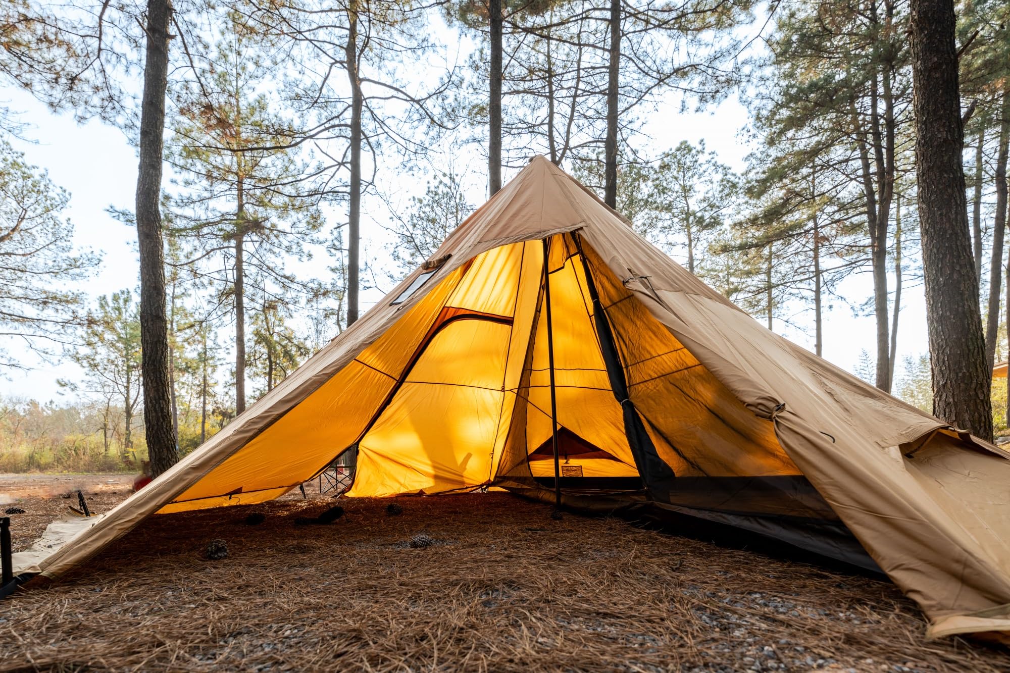 FireHiking tent bag and stakes help easy packing and transport.