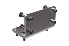 Fish Fighter 90-degree bracket-rod-mount enables horizontal rail mounting options.