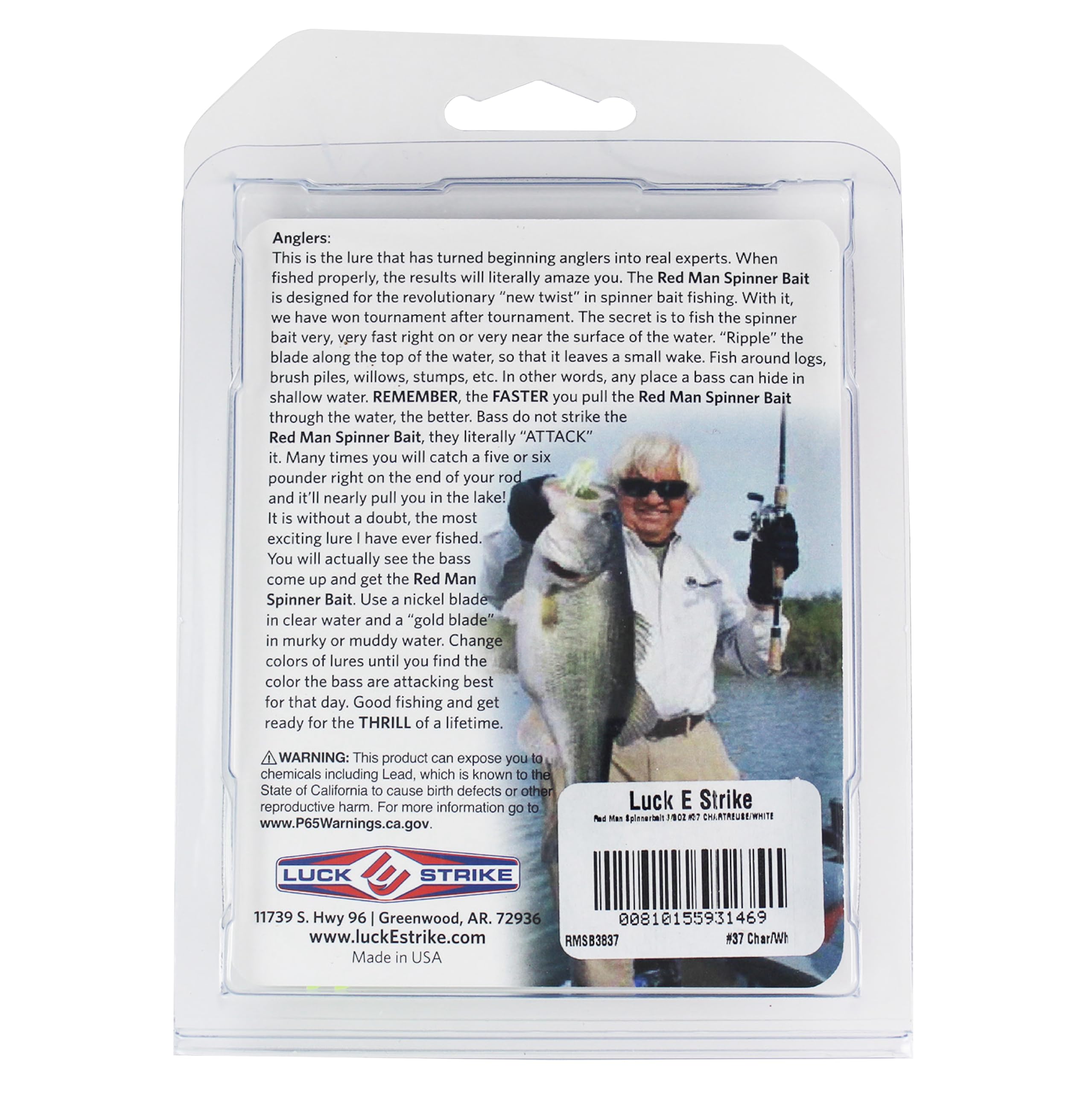 FISH LUCKE holographic eye detail enhances lure realism and target appeal.