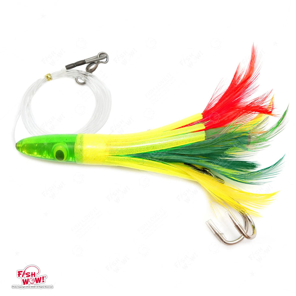 Fish WOW! Mexican-flag colorway lure for eye-catching surface-and-subsurface action.