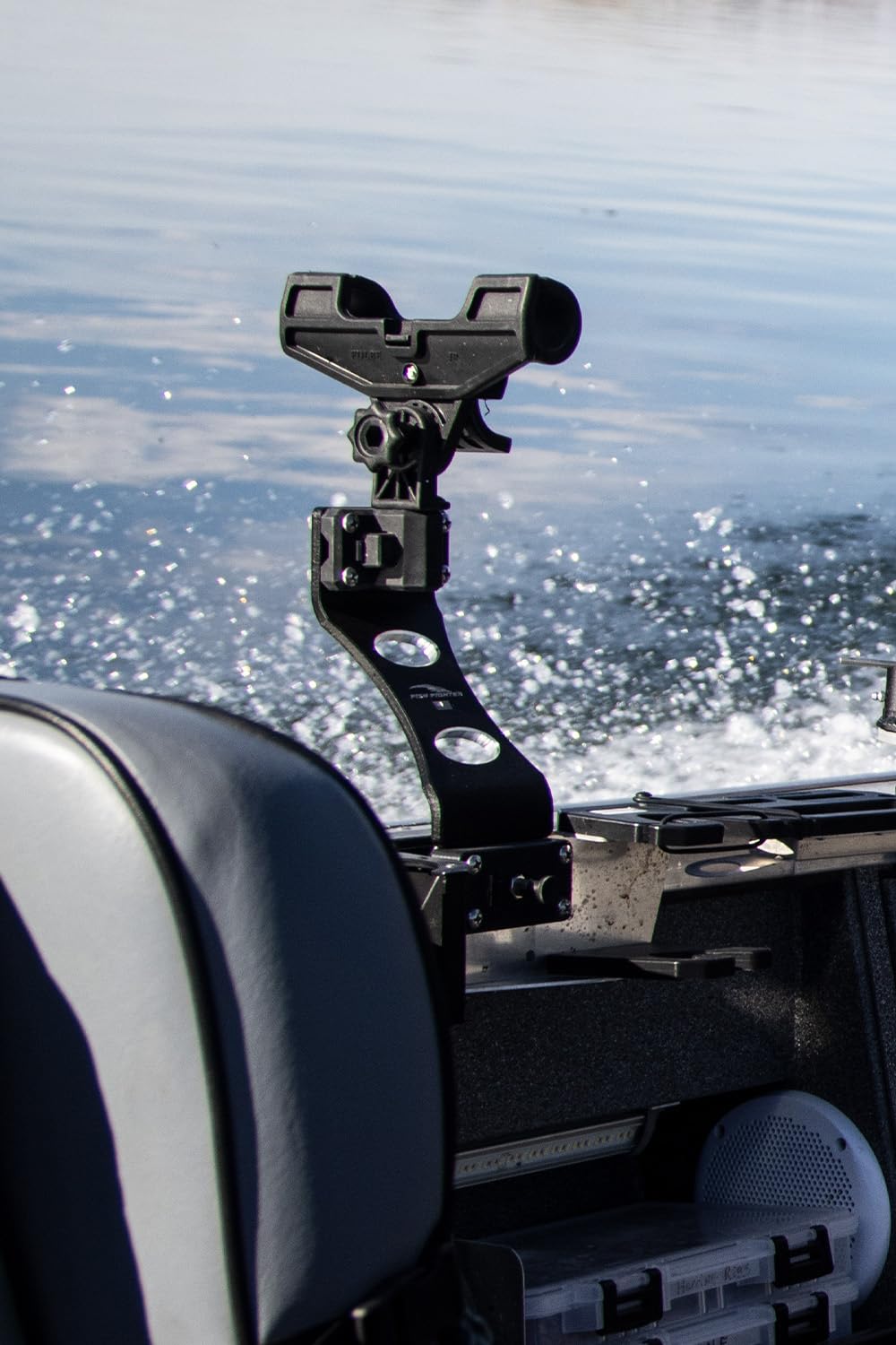 Fish Fighter rod riser compatibility with major holders broad mounting options