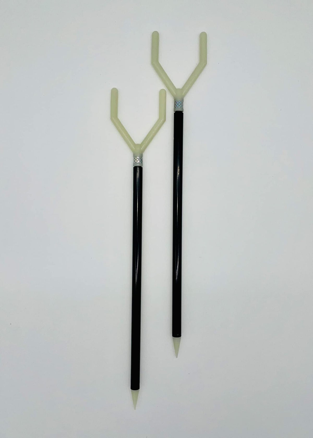 Fishin Stix 40 inch extendable rod holder glowing for night fishing