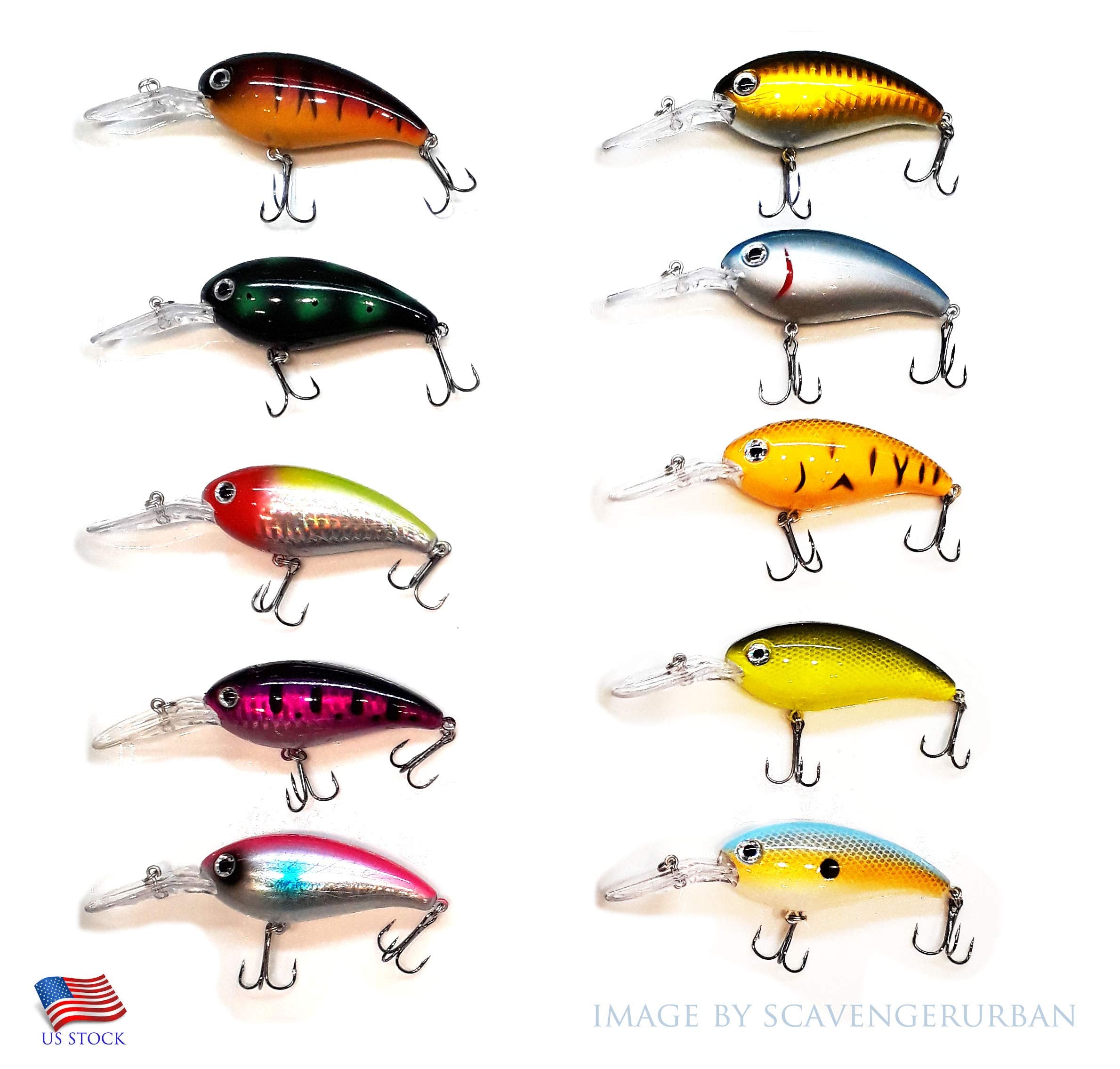 Fishing Lures 10 hard wobblers lure in action to attract predators.
