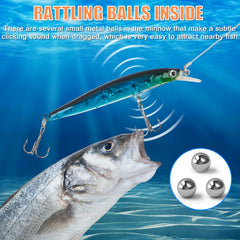 Dynamic movement minnow lure in water