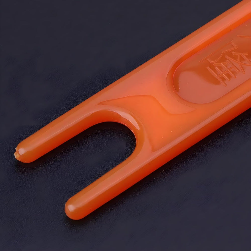 Net repair needles suitable for freshwater nets