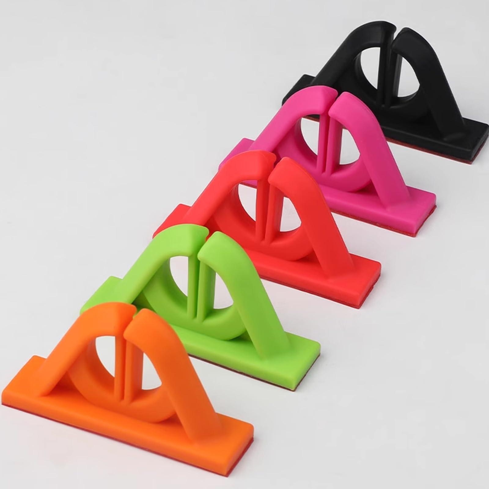 Detail shot of the 2-15mm rod slot in the holder