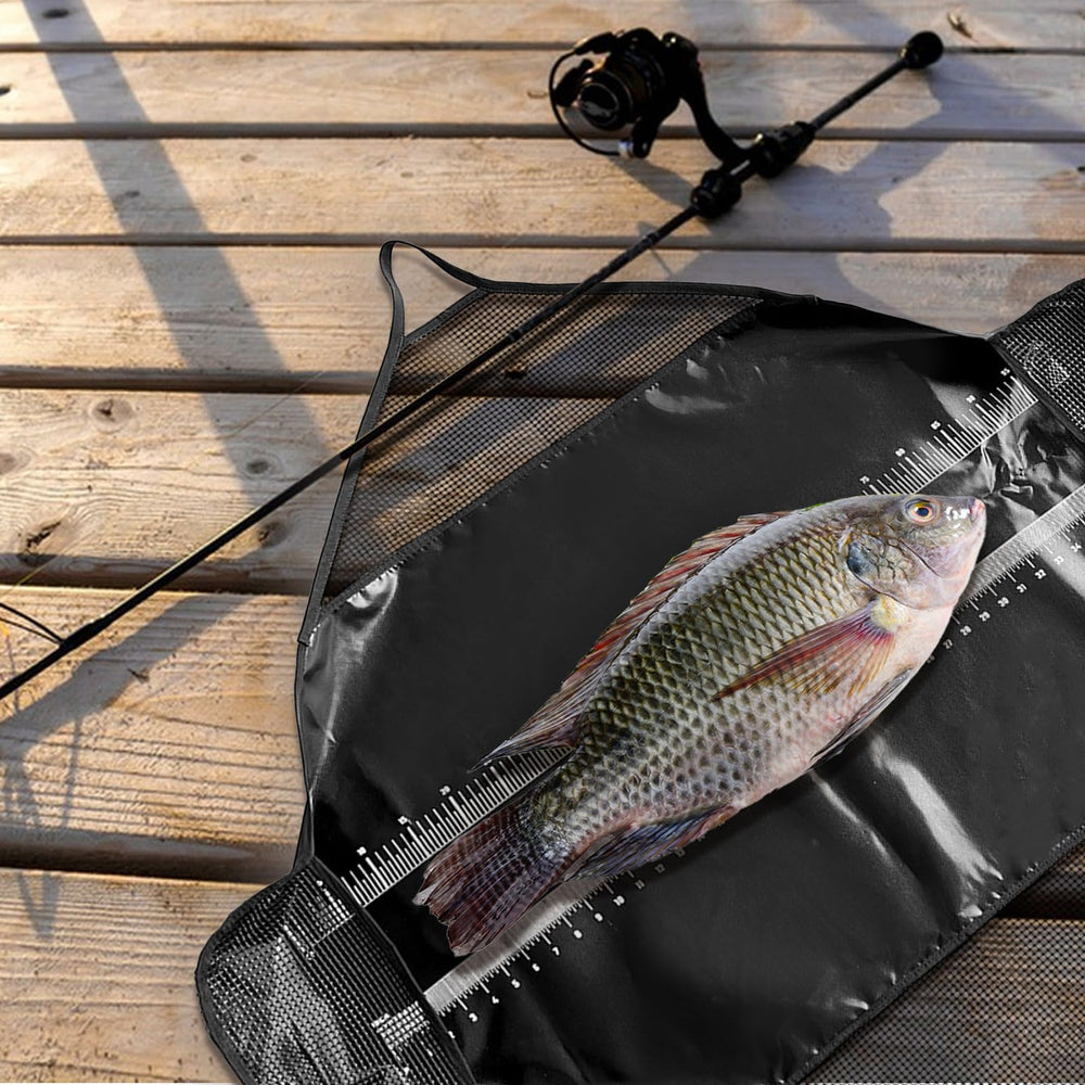 Sturdy fixing strap and reinforced stitching on the bag