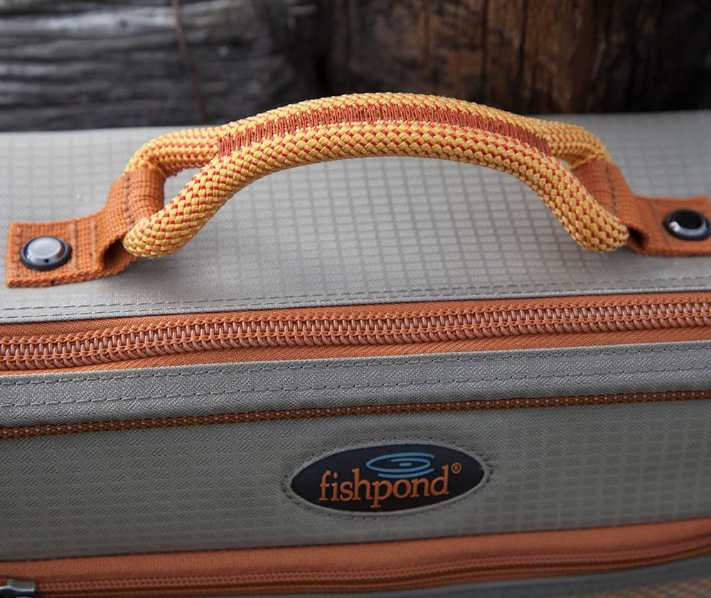 Exterior with three laminated mesh pockets for small items