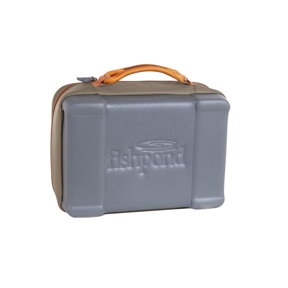 Two interior coated mesh zippered pockets