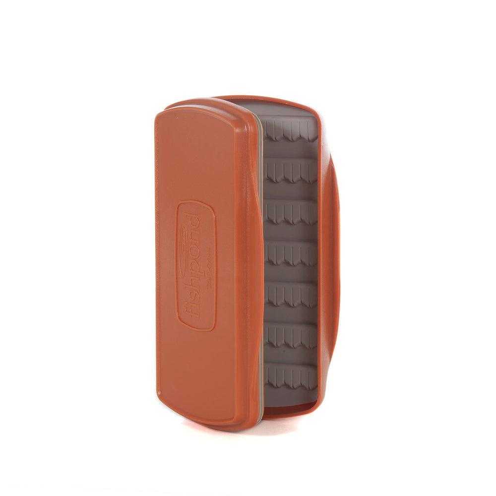 Pescador Fly Box holds up to 210 flies