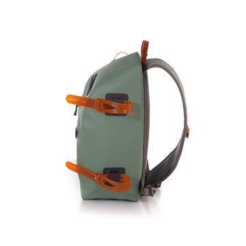 Lightweight foam shoulder strap and back panel of Fishpond Thunderhead sling pack