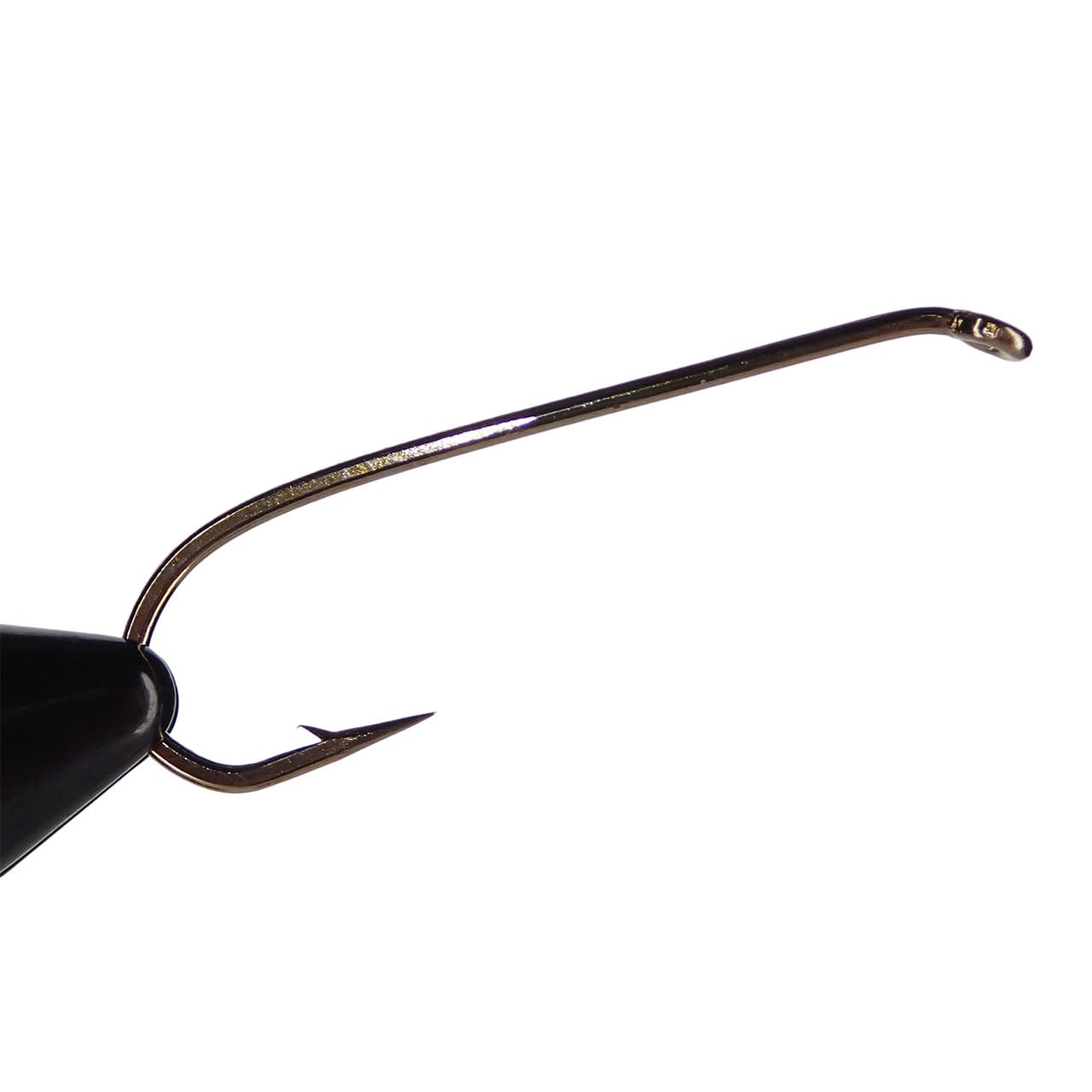 FishUSA Dai-Riki 710 streamer hook with barbed point enhances hookset.
