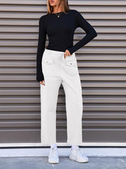 Fisoew Women's Cargo Pants wide-leg silhouette offers relaxed daily style.