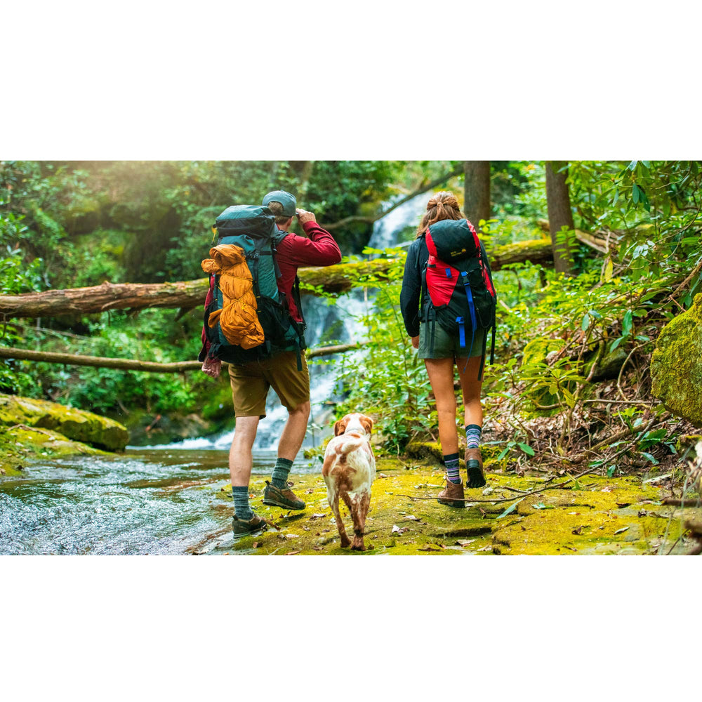 FITS Light Hiker Crew toe cushioning enhances comfort during long ascents.