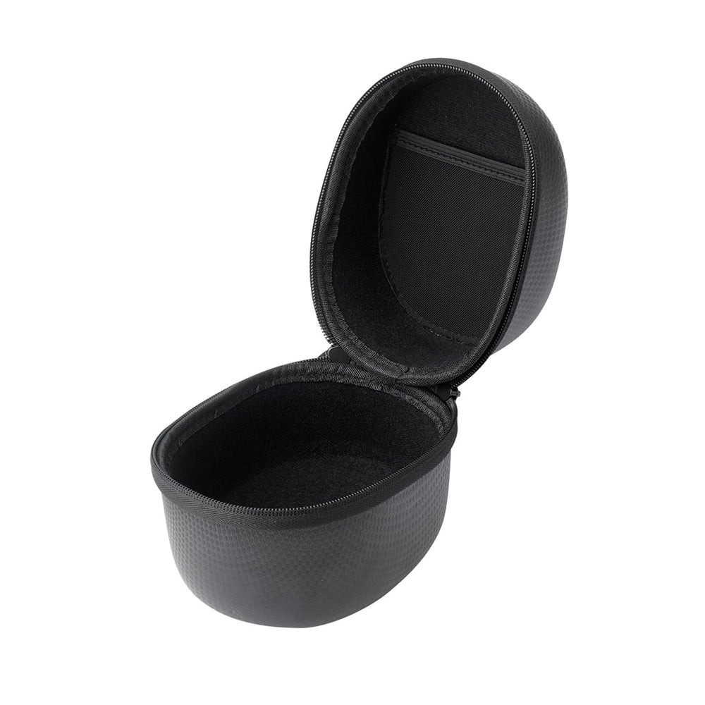 Walker's muff case fits most Razor and XCEL muffs for versatile use.
