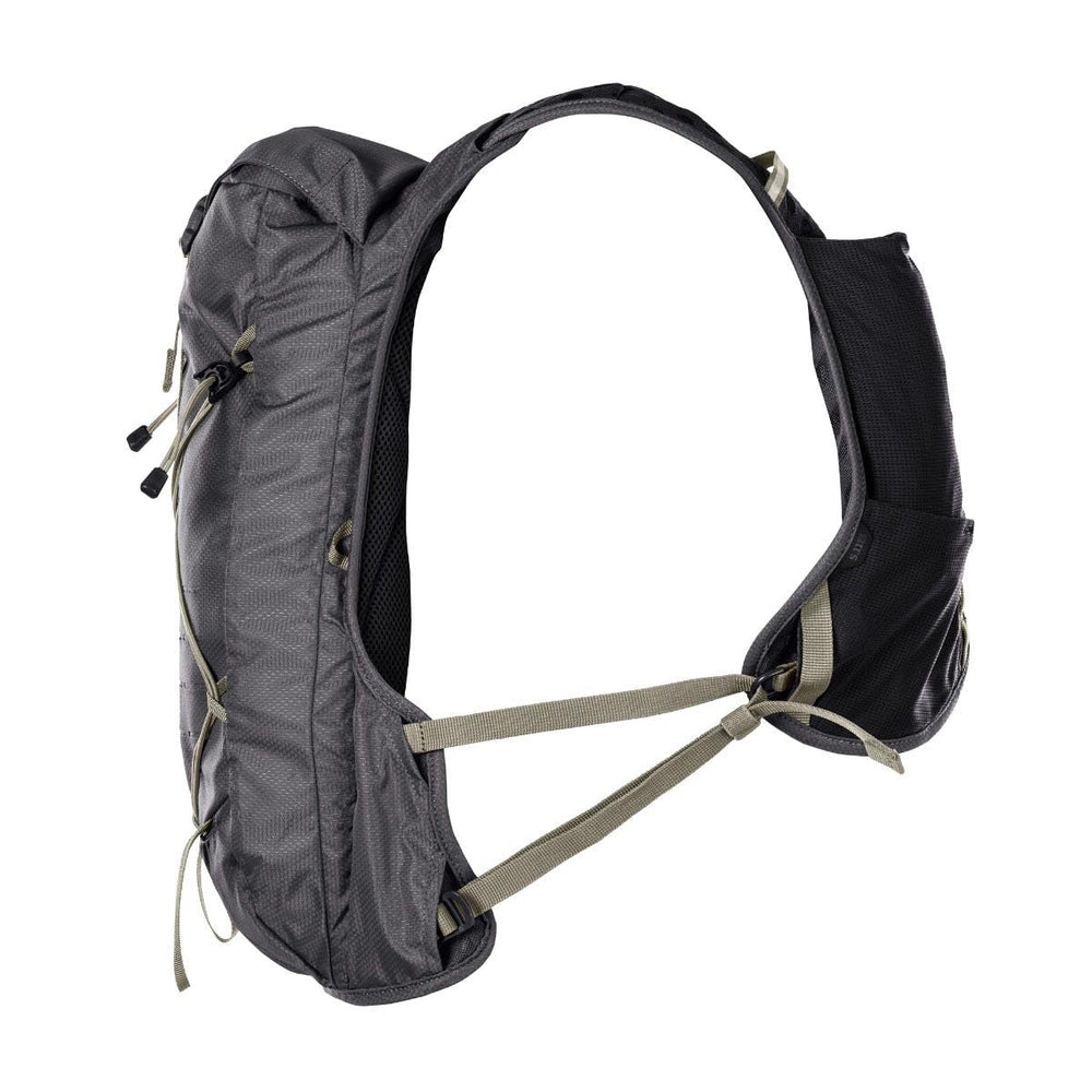Five11 CloudStryke chest pocket kept items secure and handy.