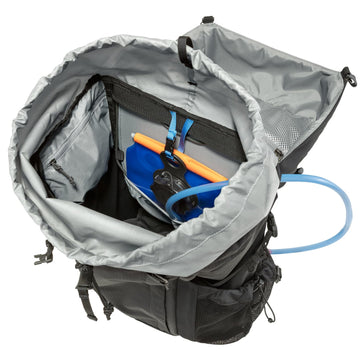 Fjällräven Abisko Hike 35L inner compartments and zip pocket for secure storage