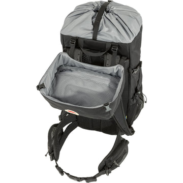 Fjällräven Abisko Hike 35L top-opening main compartment for rapid packing