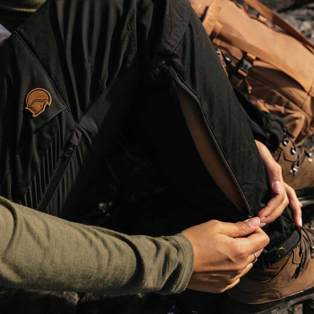 Fjällräven Keb Curved Women's Trouser black ventilation zipper detail for airflow