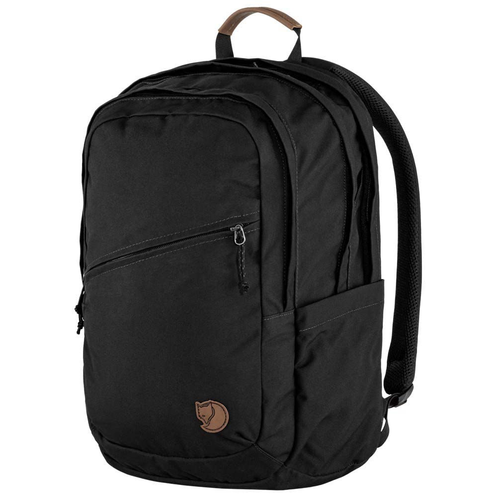 Fjällräven Raven 28 backpack front view for daily carry and organized access.