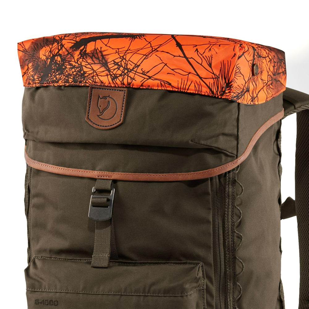 Fjallraven Singi Stubben built-in frame for stable carrying on outings