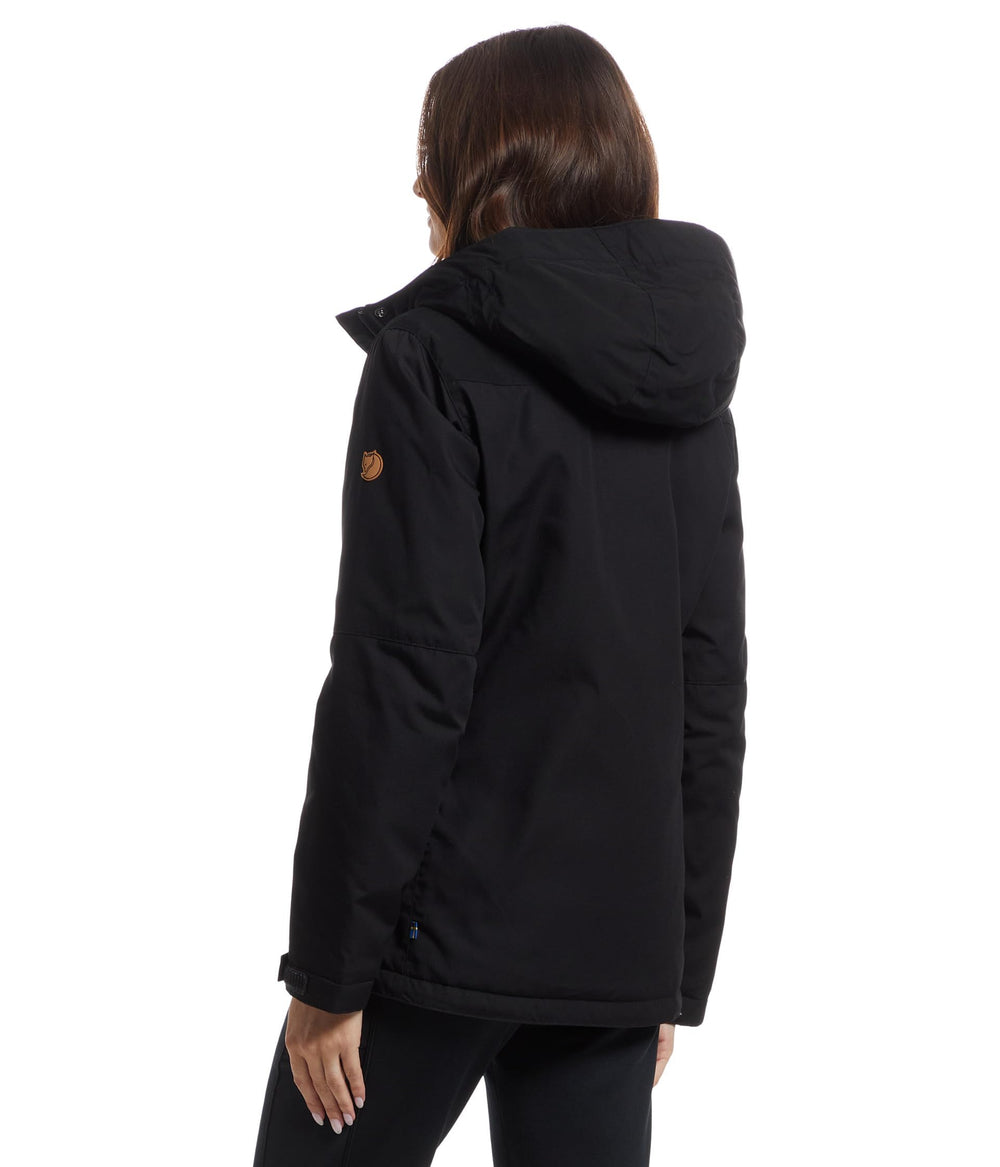 Fjällräven Stina padded jacket hood detail, adjustable fit for wind protection.