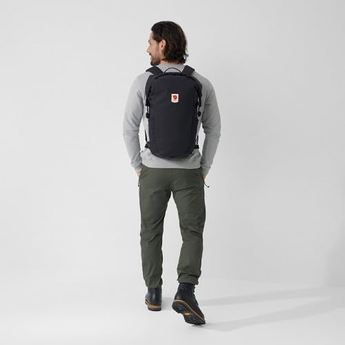 Fjällräven Ulvo Rolltop 30 Black ideal for daily commute with flexible storage
