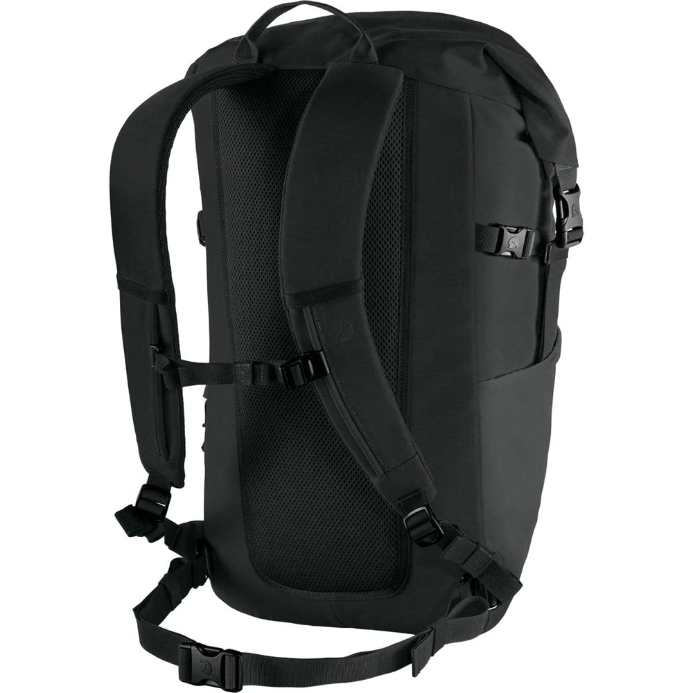 Fjällräven Ulvo Rolltop 30 Black comfortable shoulder straps for extended wear