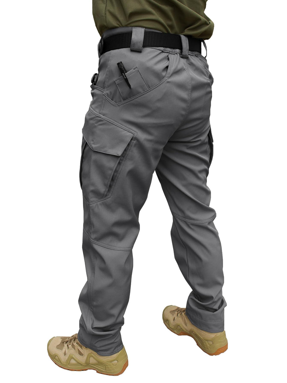 FLYFIREFLY water-resistant fabric keeps you dry during light rain and splashes.