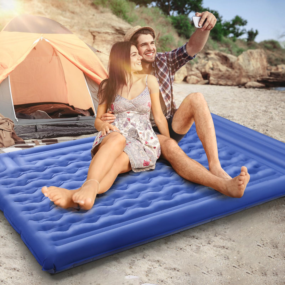 FNARMW built-in foot pump enables quick, hands-free inflation for clean camping setup.