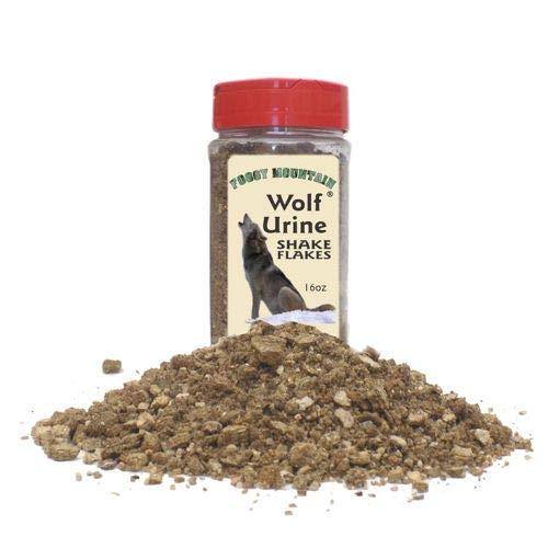 Foggy Mountain Wolf Urine Shake Flakes image: real predator urine granules for field use and wildlife response.