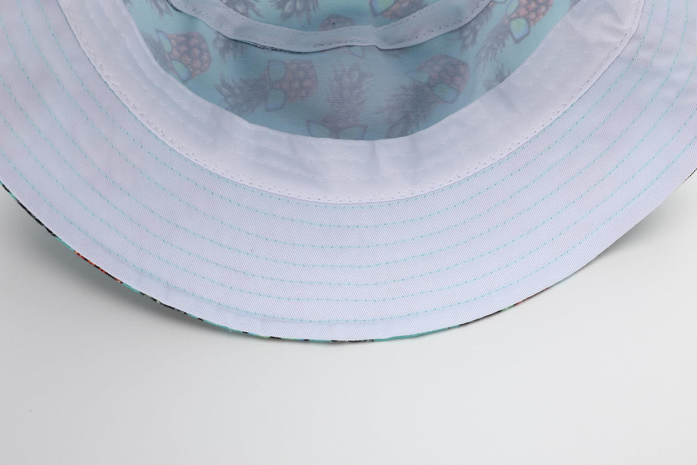 Foldable beach-ready bucket hat for travel