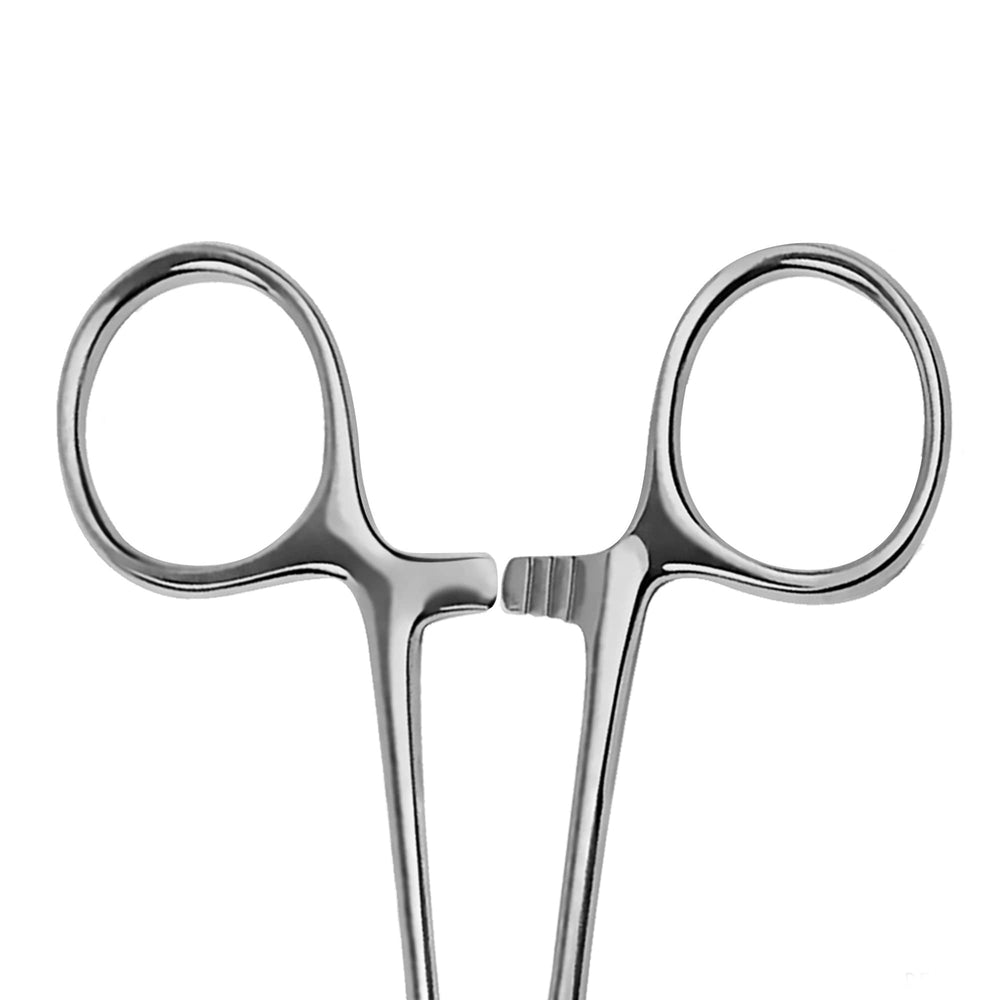 Serrated jaws grip hooks securely for precise angling.
