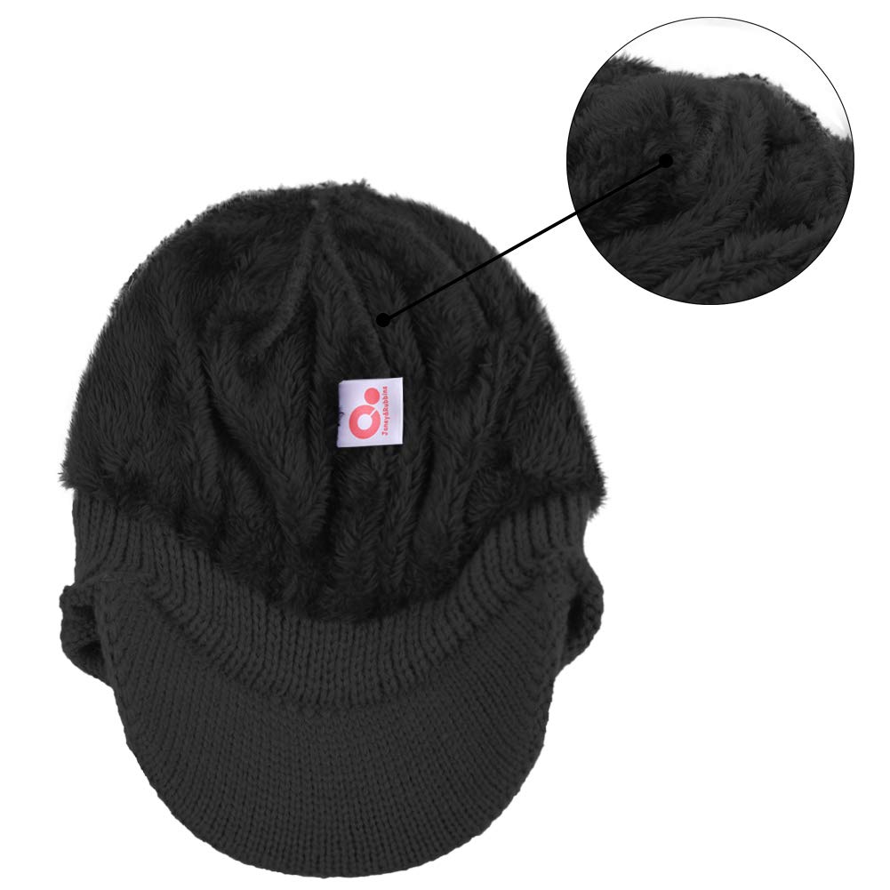 All-weather beanie with visor for outdoor activities - black