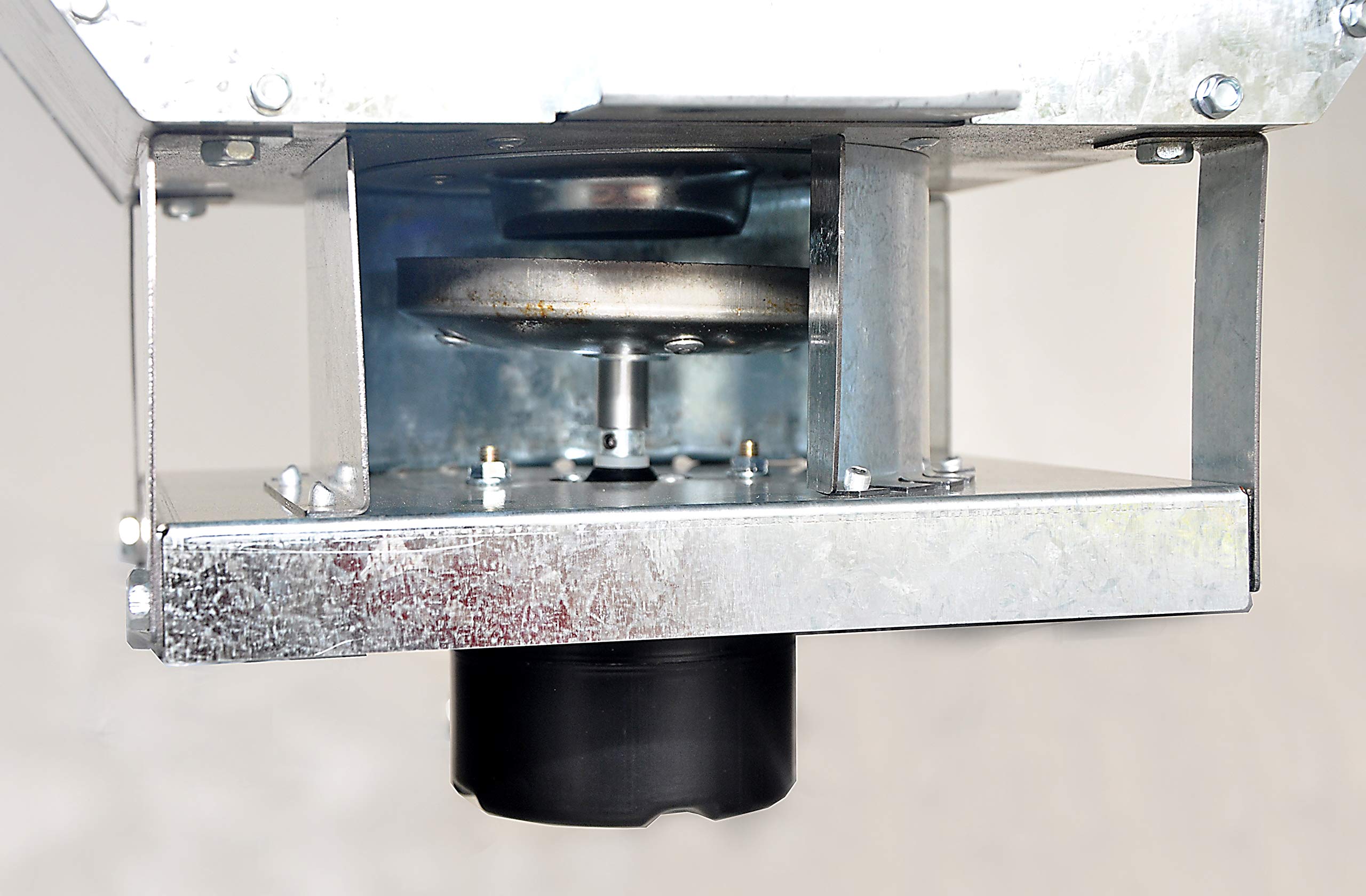 Foreverlast spinner plate detail highlighting reduced feed waste.