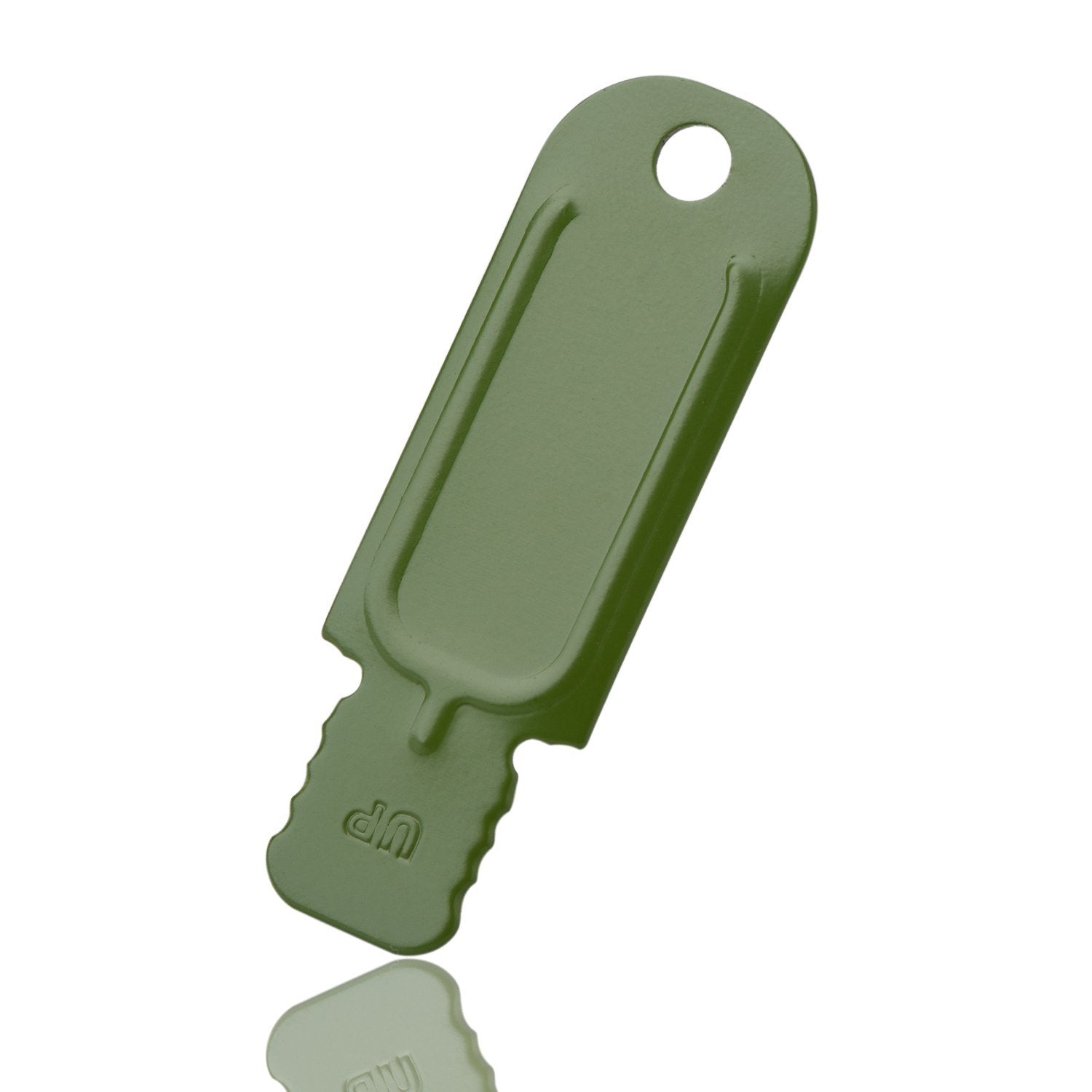 FOSTAR serrated-edge scraper closeup shows durable steel for emergency fire-lighting.