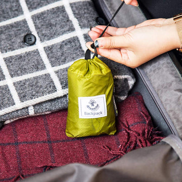 4Monster Daypack mesh side pockets keep water bottle handy.