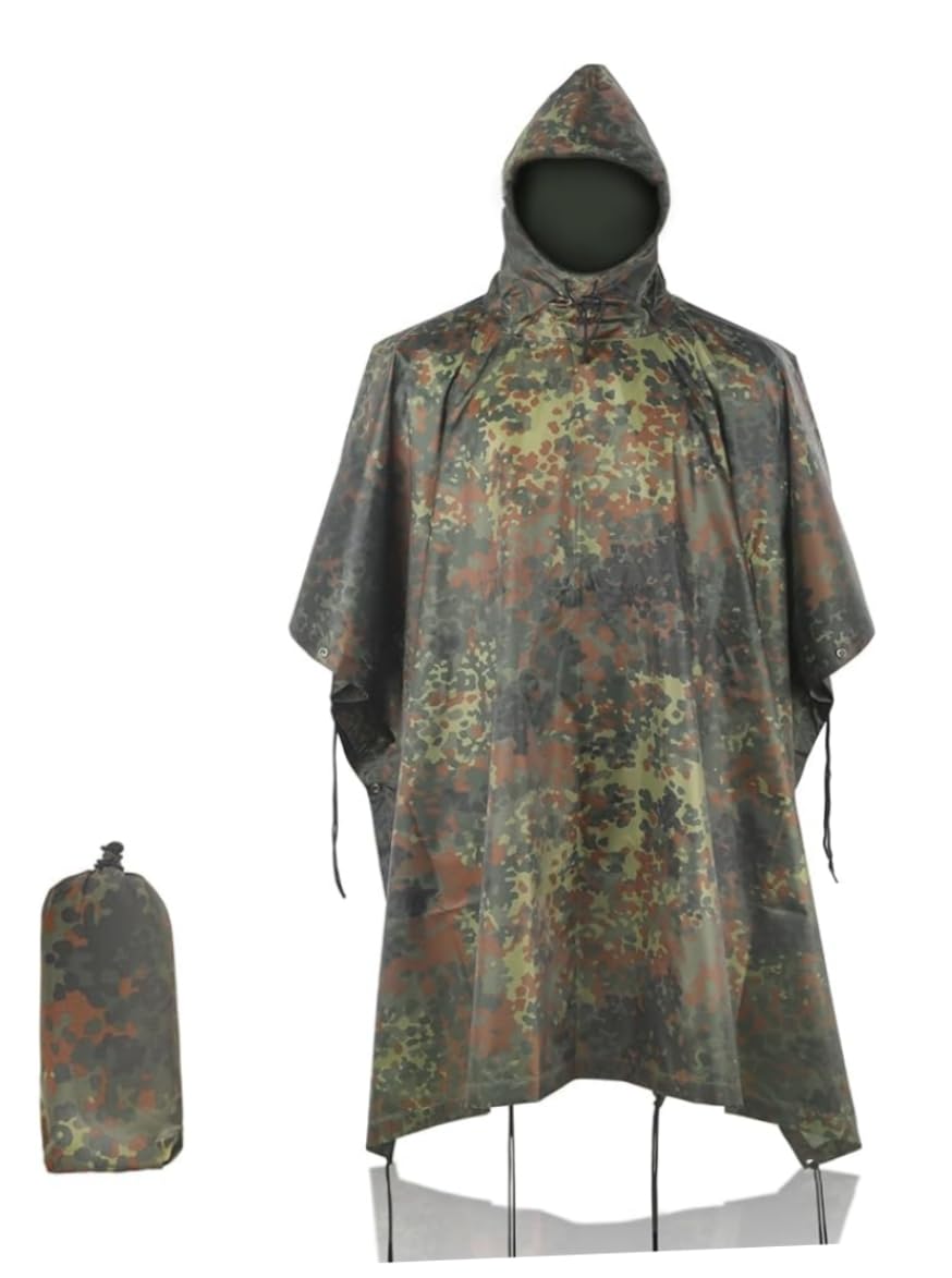 Fousam Camo Rain Poncho worn by hunter demonstrating rain protection