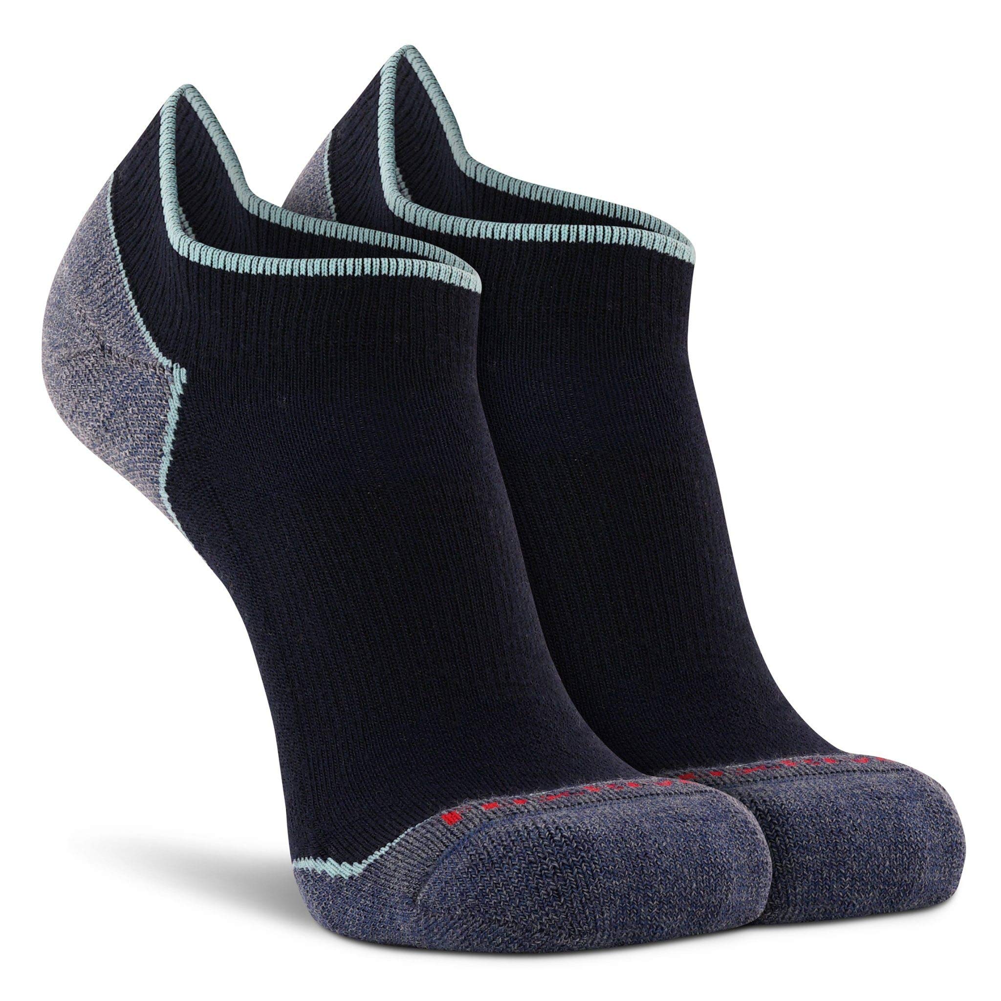 FOX RIVER Basecamp 2.0 women's lightweight ankle sock side view shows secure fit and breathable knit