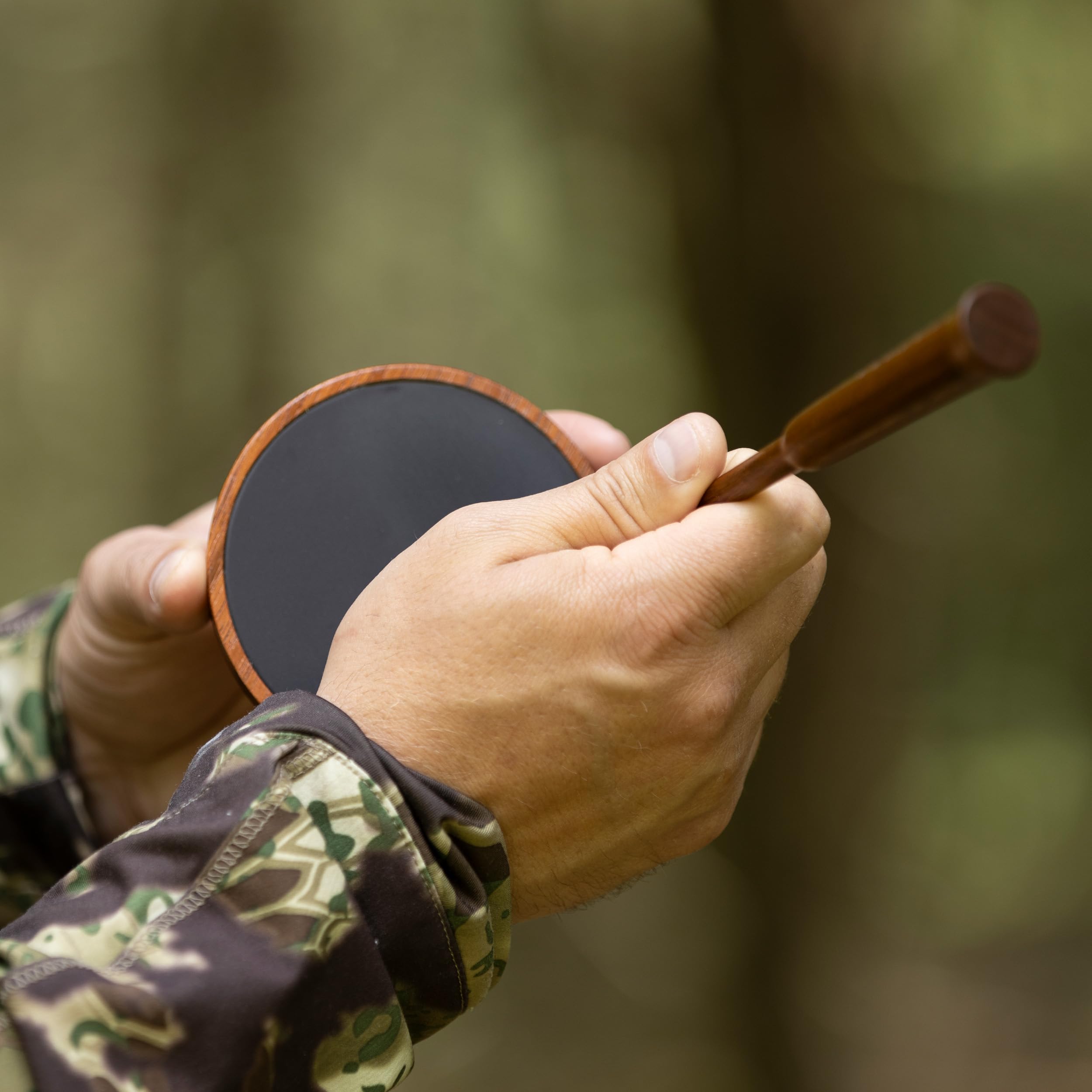 FOXPRO Crimson Hen included one-piece Ipe striker for consistent surface feel