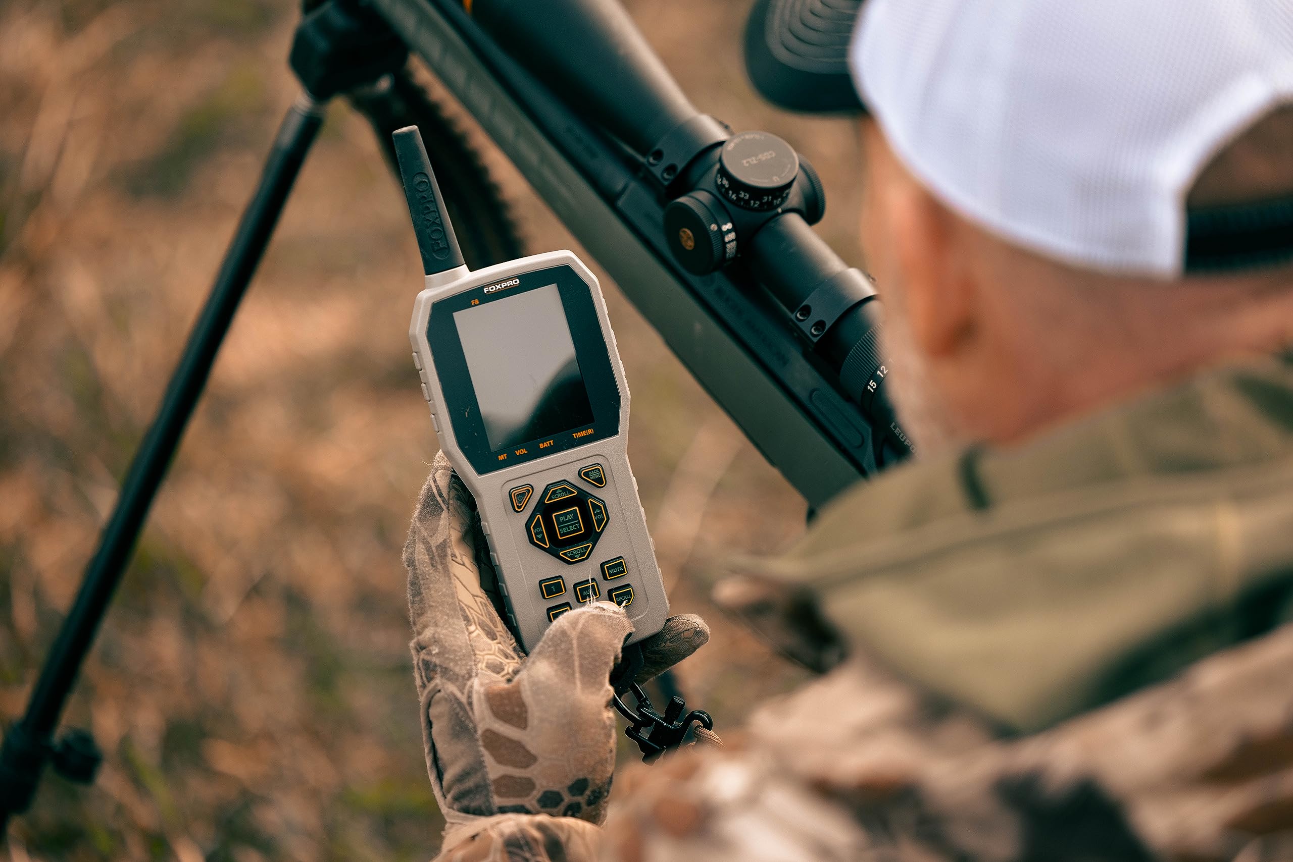 FOXPRO Hellcat Pro 100 premium sounds and expandable storage