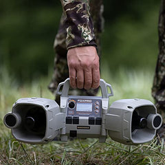 FOXPRO Shockwave duo horn speakers deliver wide sound coverage for distant calls.