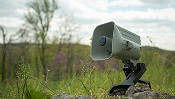 FOXPRO X24 FOXDATA stand recording captures live data to inform future hunts.
