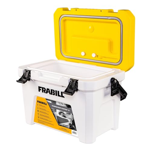 Frabill Magnum insulation highlights 1-inch foam core for temperature control