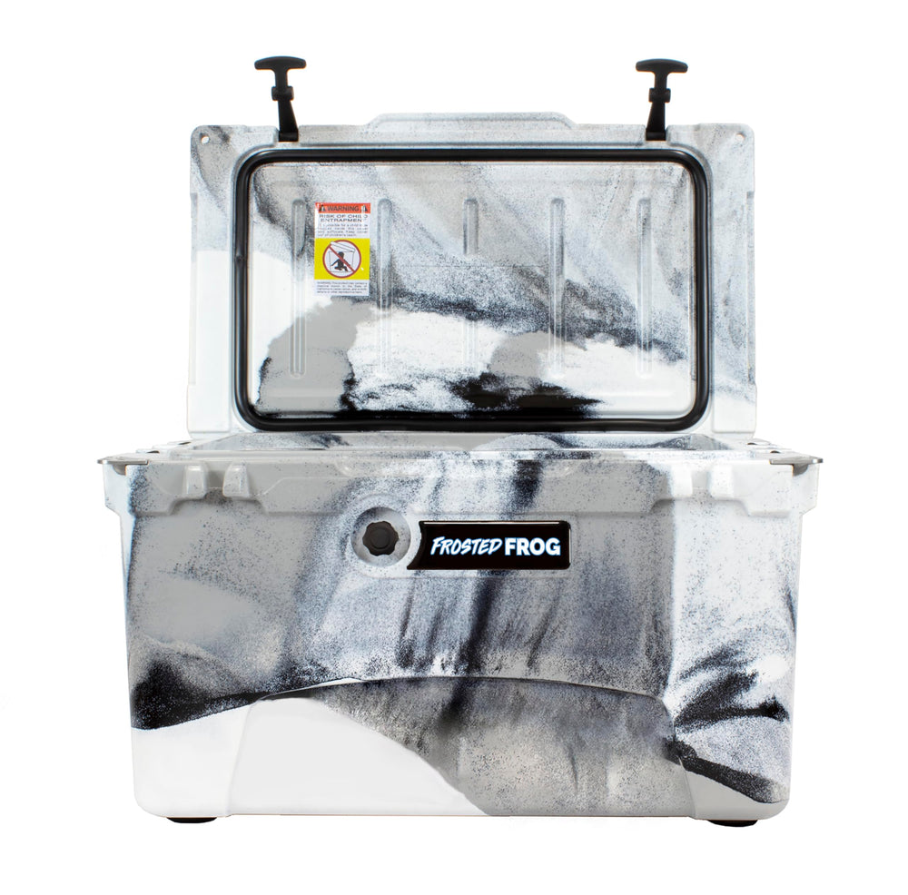 Frosted Frog interior LED light enables night-time drink access.