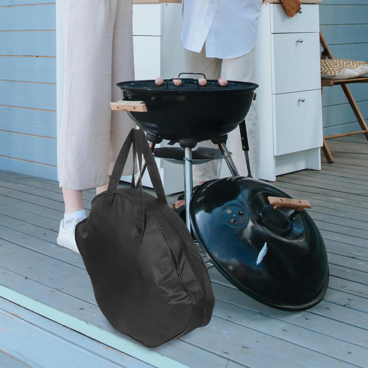 FUNOMOCYA multi-use bag fits other cookware and keeps gear organized.