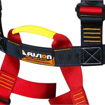 Fusion Climb Streak Racer back D-ring aids belay and secure catches.