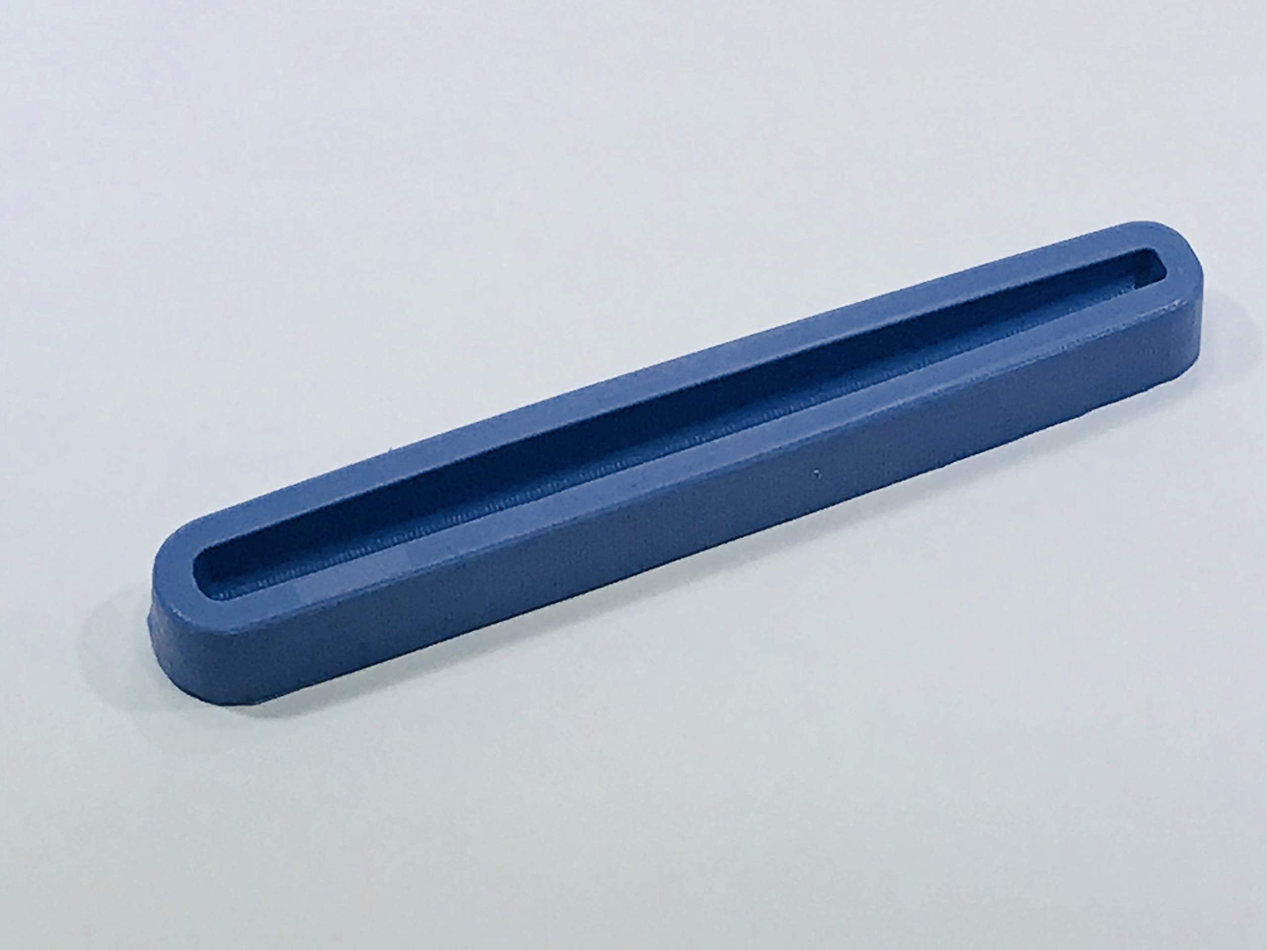 FusionX 2050SC StiX mold side view shows long mold life.